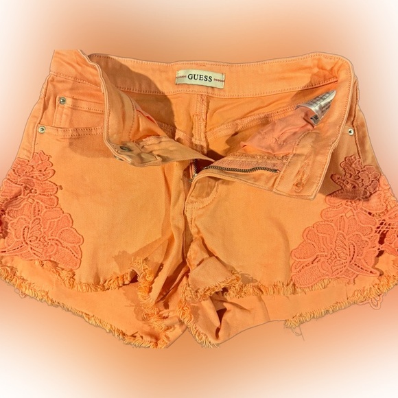 Guess Women’s Mid-Rise Lace Trim Zipper Fly Orange Denim Shorts Size 26 - Picture 4 of 5